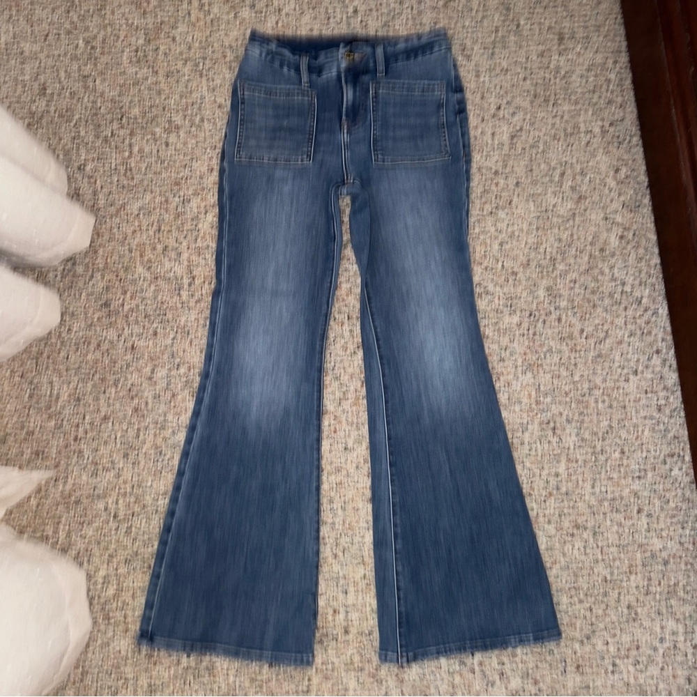 Express 70s Flare Jeans Mid Rise Flexx Hyper Stretch Size 0 Short